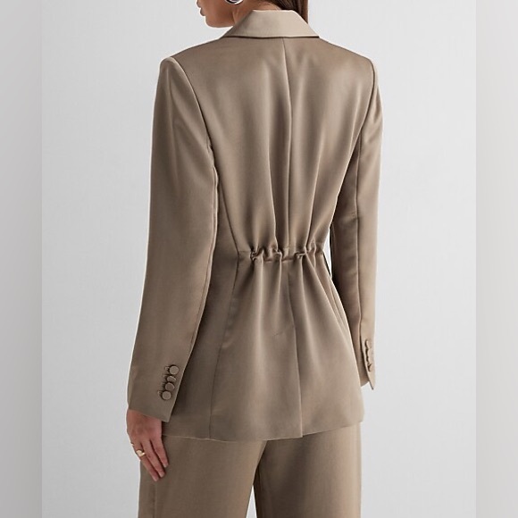 Express Women's Satin One Button Cinched Boyfriend Blazer - Picture 6 of 8